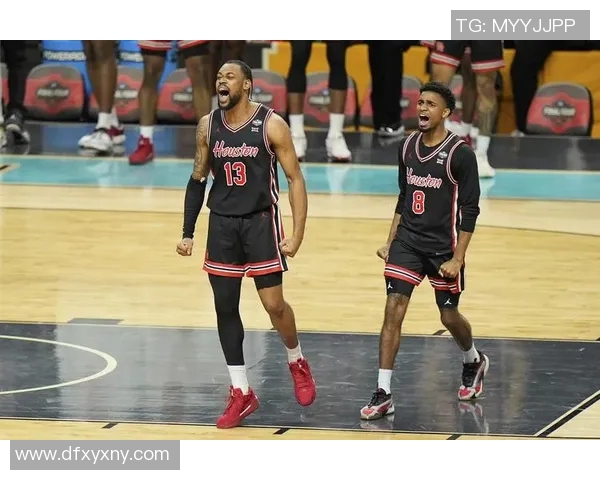 2019年3月NCAA杜克大学对阵北卡罗来纳大学精彩回顾与赛后分析 2019年3月NCAA杜克大学对阵北卡罗来纳大学精彩回顾与赛后分析