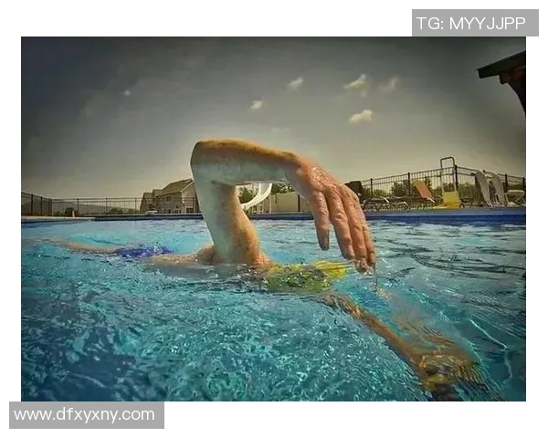 提高游泳水平的关键基础技巧掌握与训练方法解析