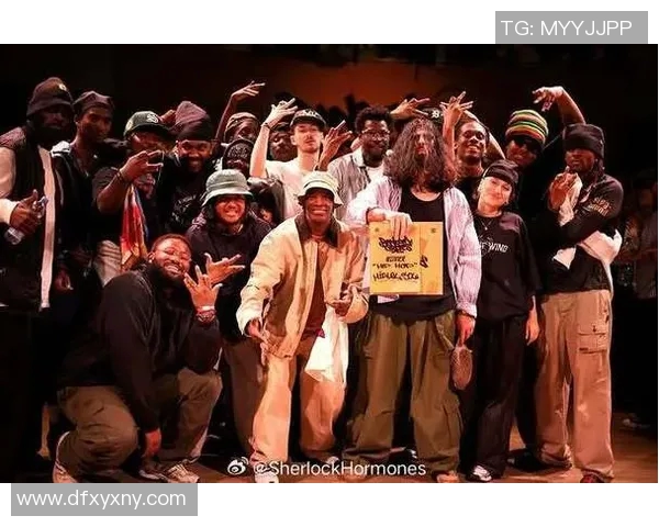 街舞战术解析：武汉街舞队如何运用边路渗透提升战斗力