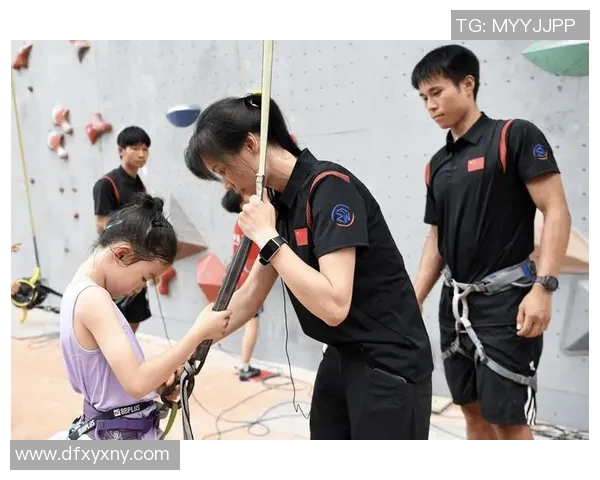 南京攀岩队技术探讨与训练经验分享攀岩运动的未来发展之路