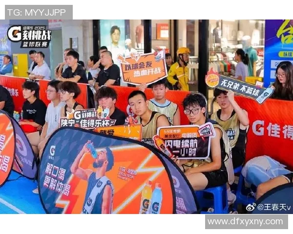 西安篮球队在锦标赛中的灵活性表现引发热议展现团队协作与战术创新
